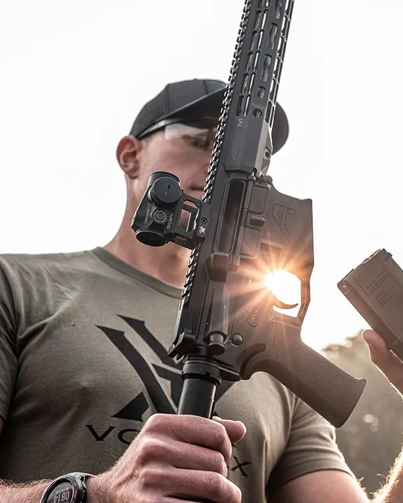 Vortex official | 5e924523a74de686 | Triumph Red Dot 2 MOA